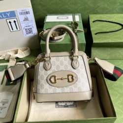 Gucci Horsebit 1955 GG mini bag Beige and white GG Supreme canvas