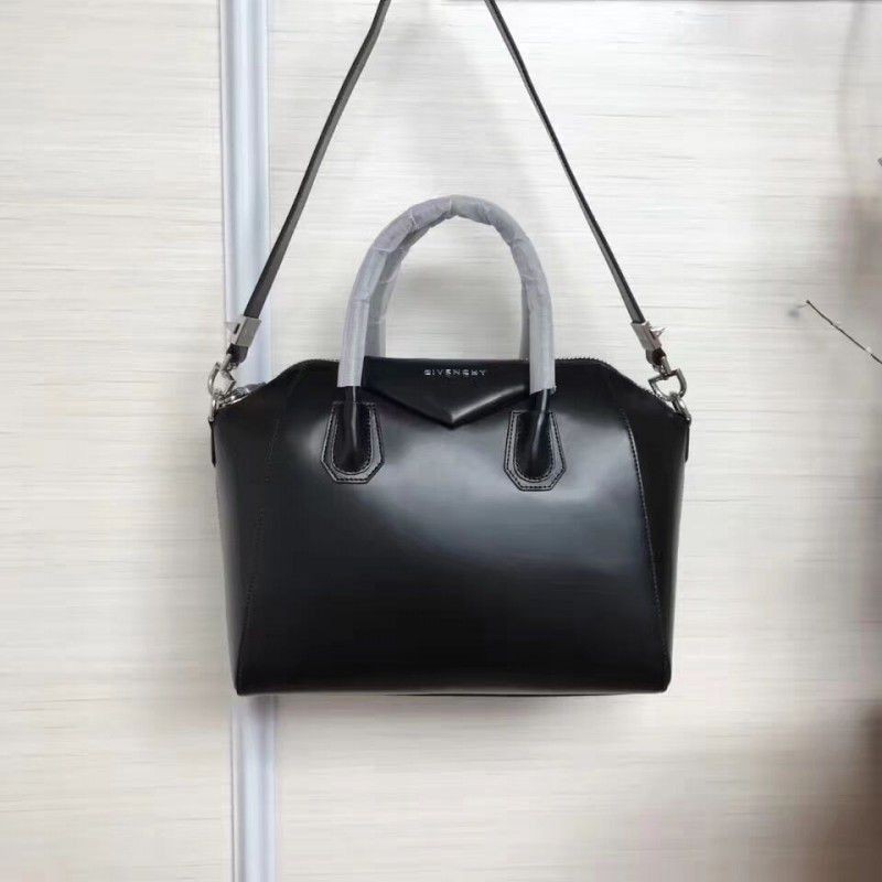 AAA+ Givenchy Antigona Tote Bag Black