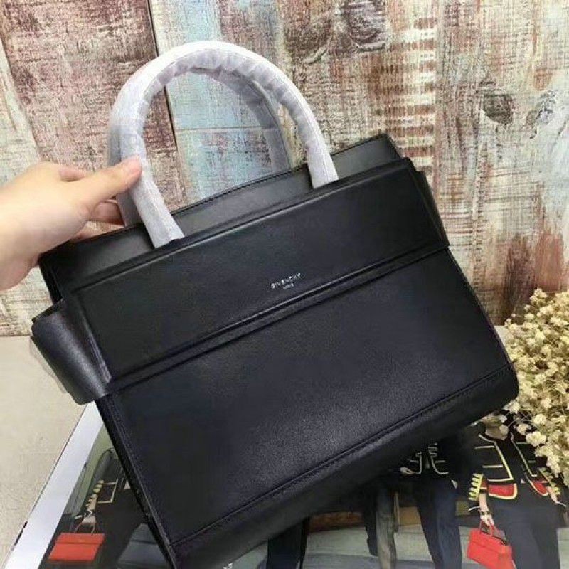 High Givenchy Horizon Bag in Black Smooth Calfskin G040102