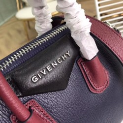 Replica Givenchy Antigona Mini Bag Black