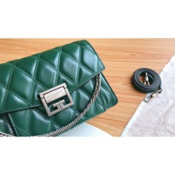 Knockoff Givenchy GV3 Bag Diamond Quilted Leather Green