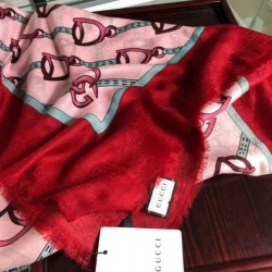 Perfect Cashmere Scarf With Stirrups Print 140 x 140 Red