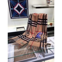 1:1 Mirror Classic Cashmere Scarf with Beasts Motif Camel