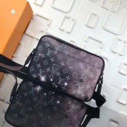 Replicas Alpha Messenger Monogram Galaxy M44165