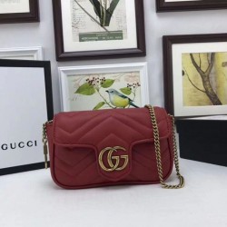 Replicas GG Marmont matelasse Leather Super Mini Bag 476433 Red