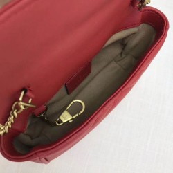 Replicas GG Marmont matelasse Leather Super Mini Bag 476433 Red