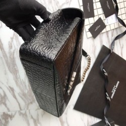 Top YSL Saint Laurent Envelope Bag in Crocodile Pattern Black