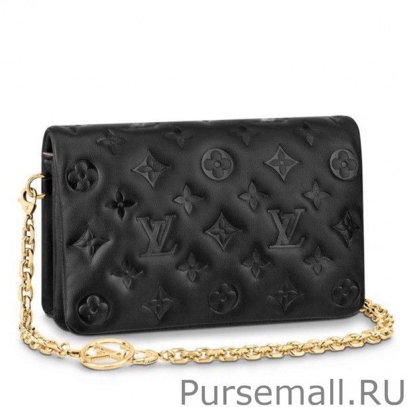 7 Star Black Coussin Pochette Bag M80742