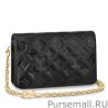 7 Star Black Coussin Pochette Bag M80742