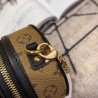 Luxury Boite Chapeau Necklace Monogram Reverse M68577
