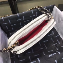 AAA+ Gabrielle Clutch With Chain Black /White