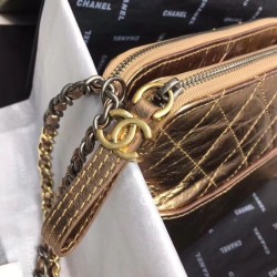 High Gabrielle Clutch With Chain Gold