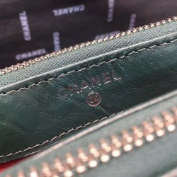 Perfect Gabrielle Clutch With Chain Green