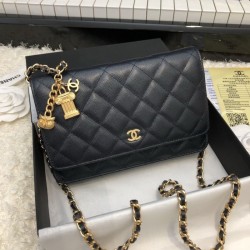 AAA+ Stitch Chain Grained Calfskin Woc Bag A33814 Black